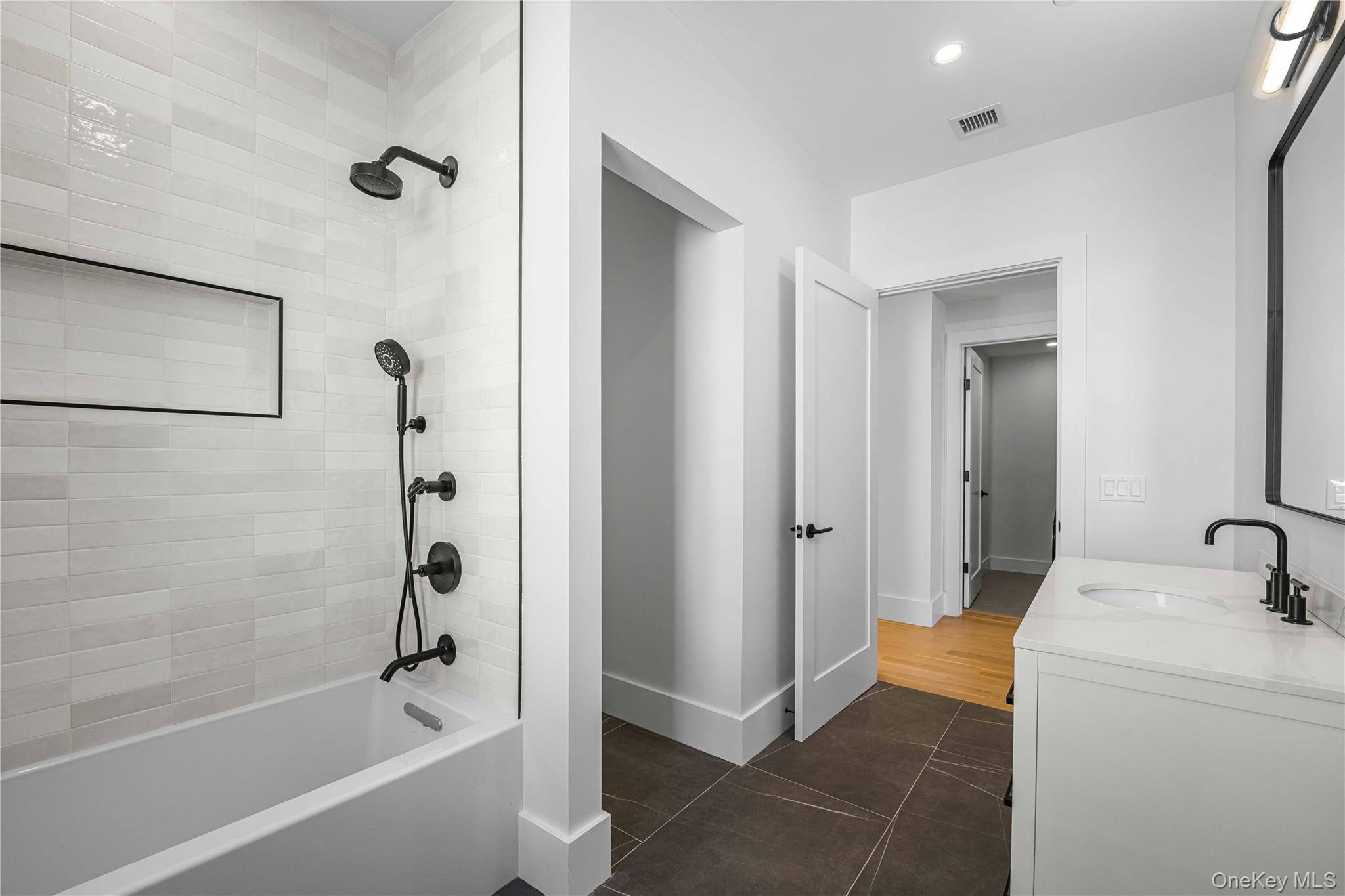 #16 photo, 156 Palisade Street, Dobbs Ferry , NY 10522