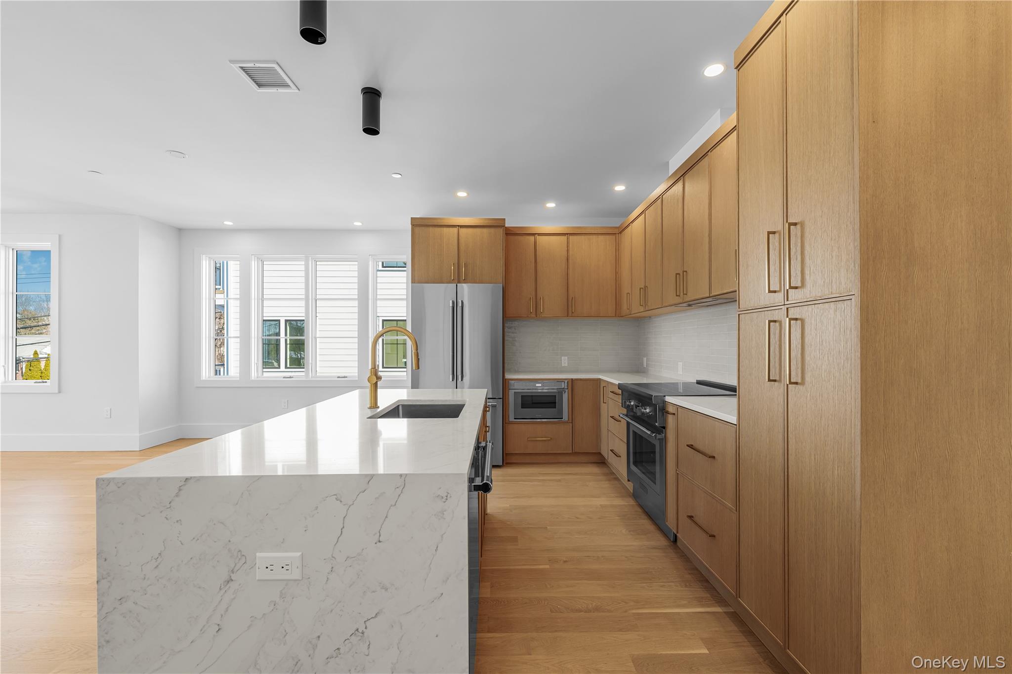 #4 photo, 156 Palisade Street, Dobbs Ferry , NY 10522