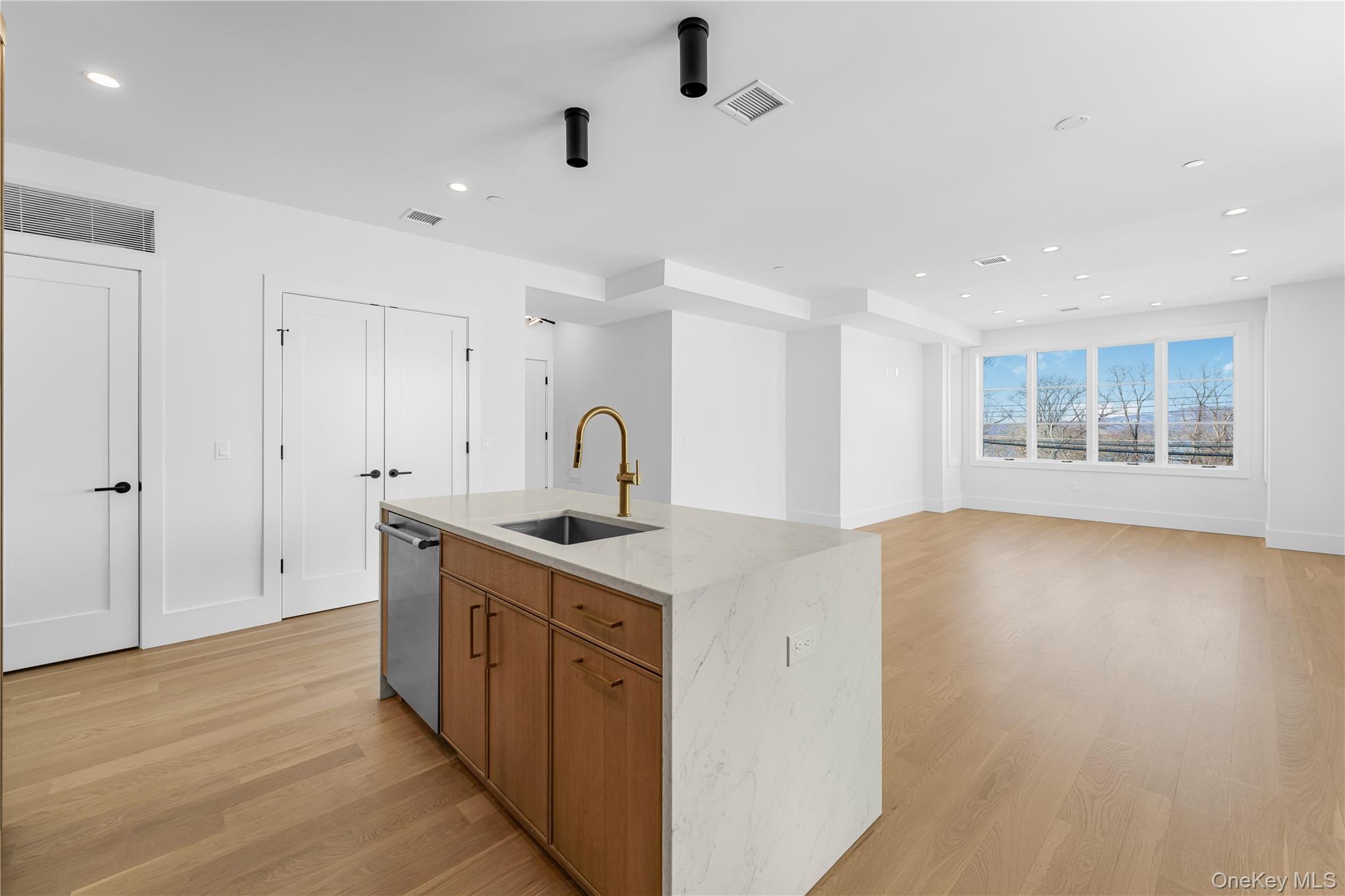 #5 photo, 156 Palisade Street, Dobbs Ferry , NY 10522