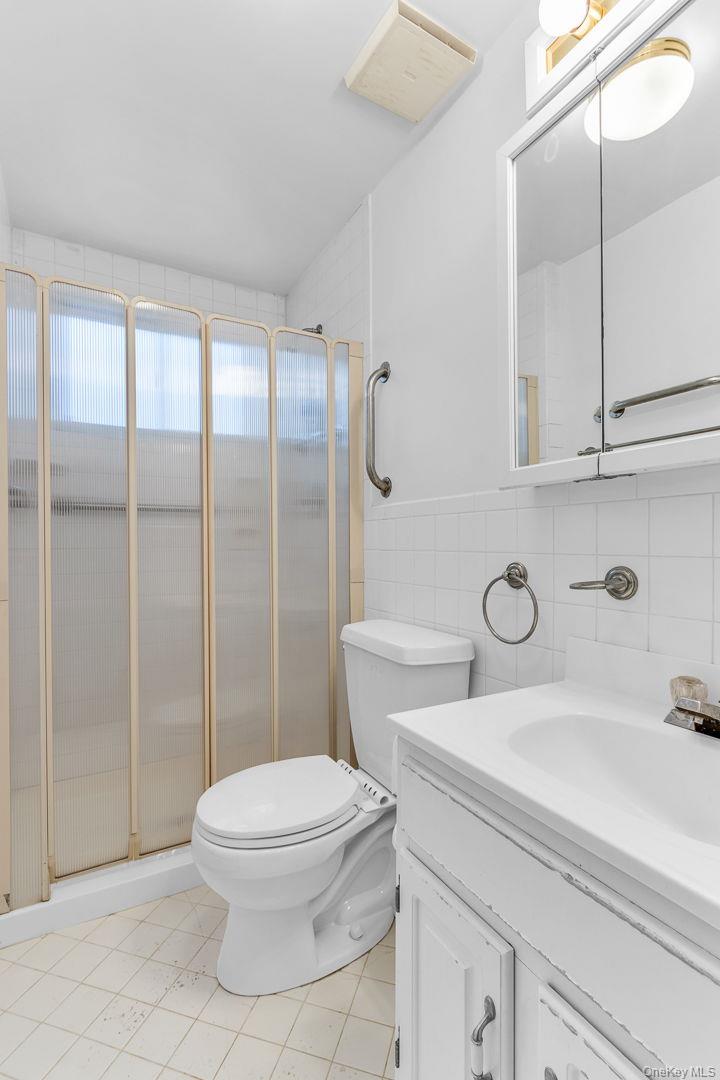 #17 photo, 155 Lake Shore Drive, Pleasantville , NY 10570