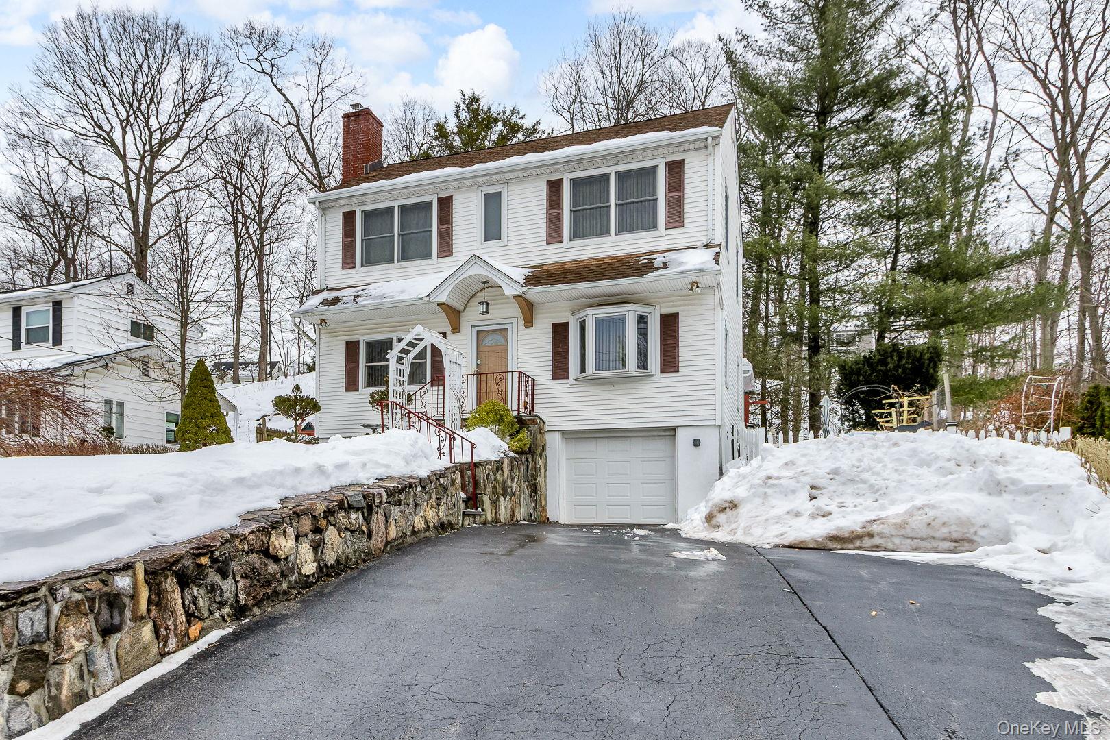 #2 photo, 155 Lake Shore Drive, Pleasantville , NY 10570