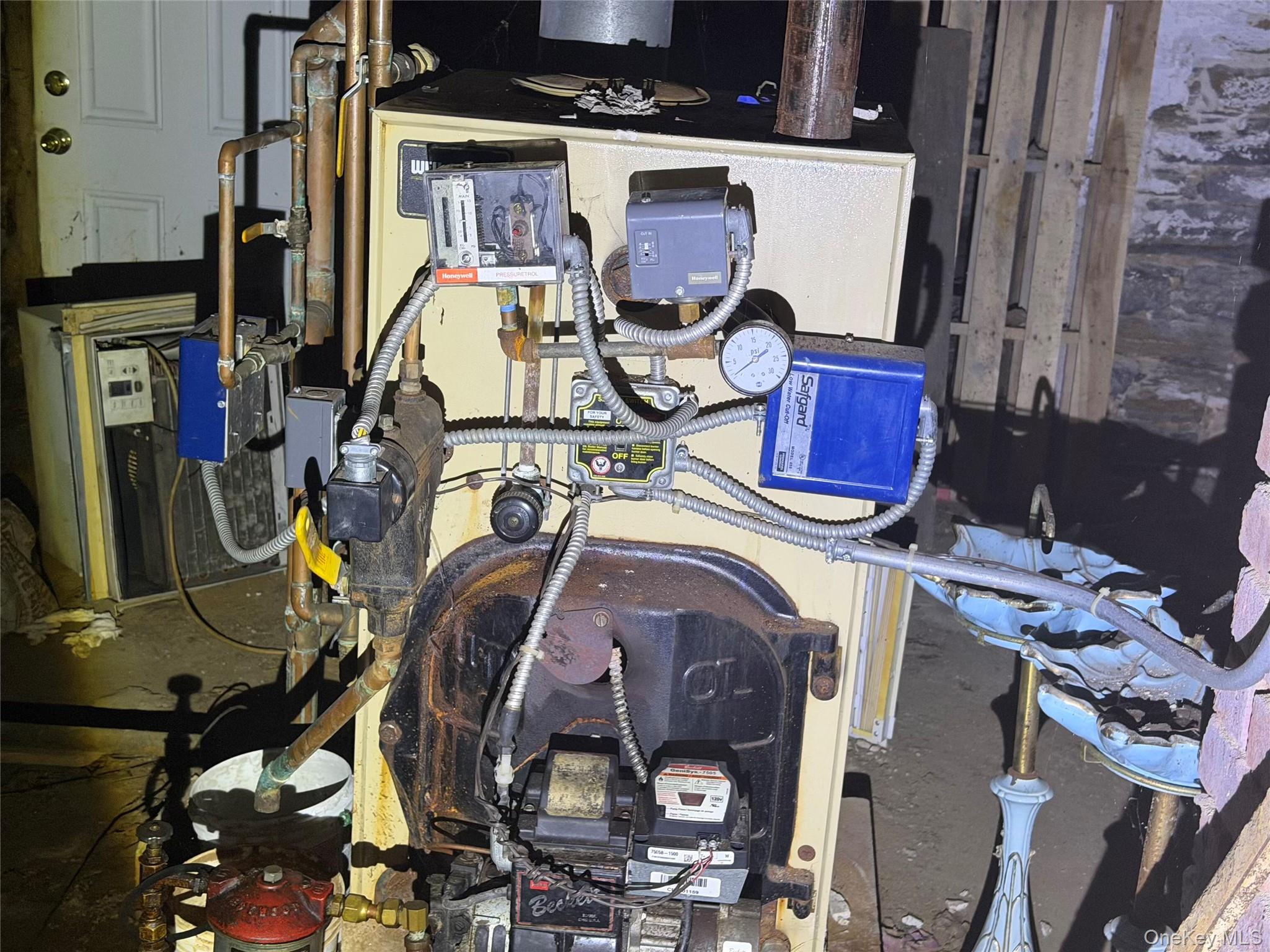 #20 photo, 452 S 7th Avenue, Mount Vernon , NY 10550