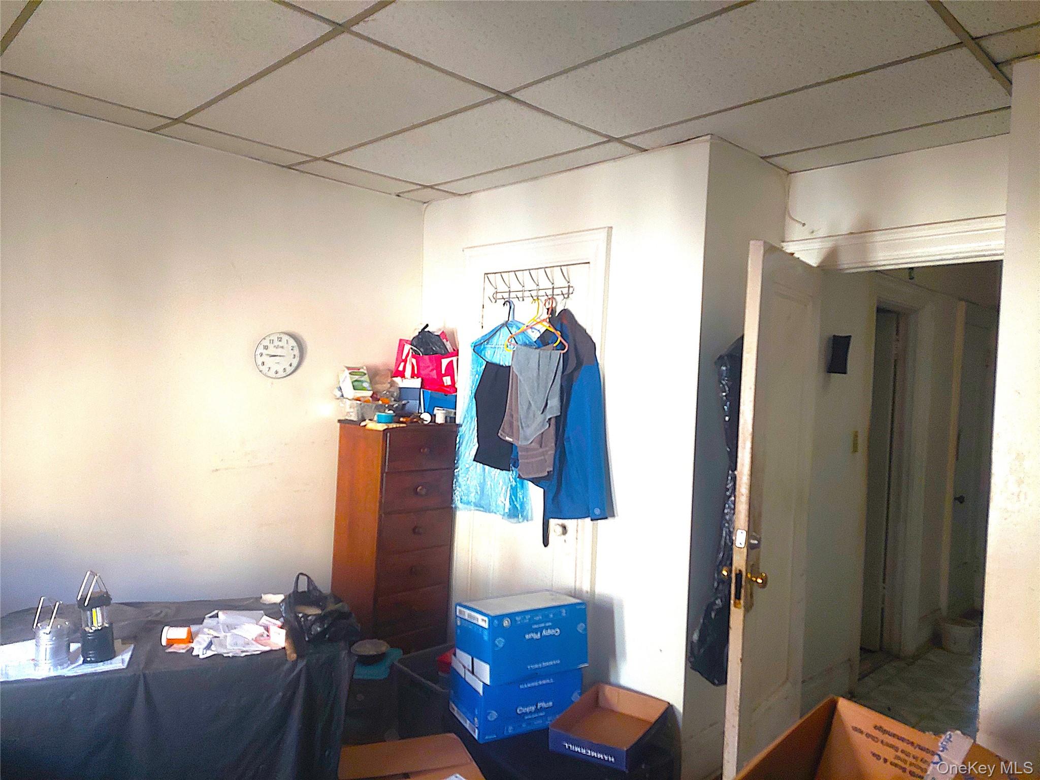 #4 photo, 2408 Grand Avenue, 布朗士 Bronx , NY 10468