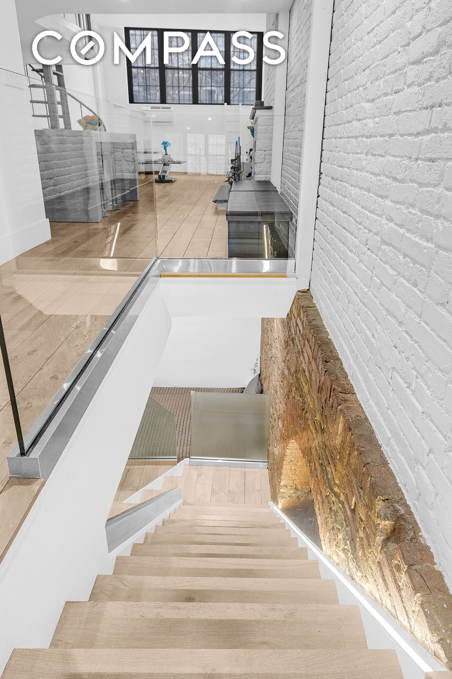 #8 photo, 324 Pearl Street, Financial District , NY 10038