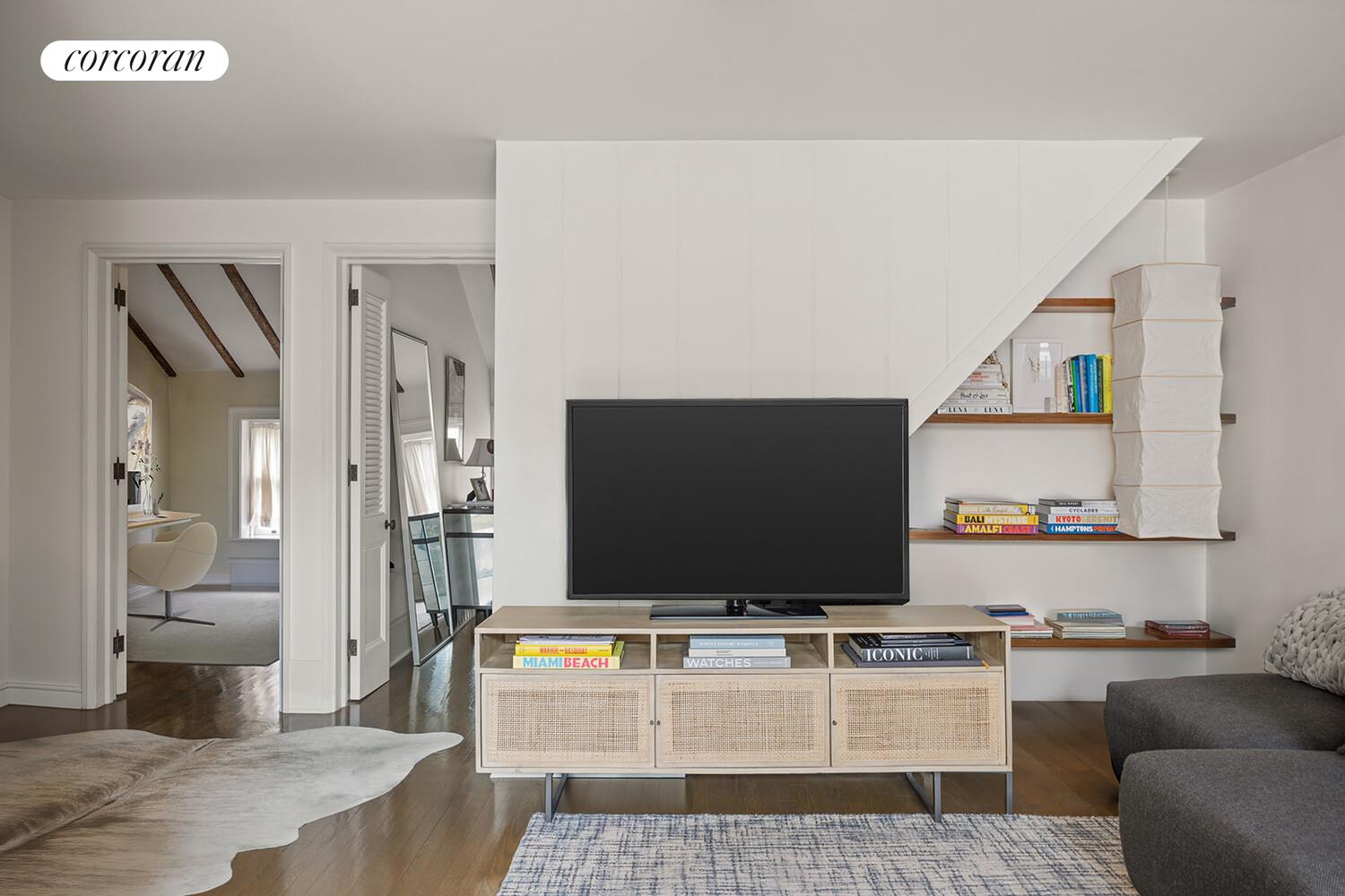 #8 photo, New York City, West Village , NY 10014