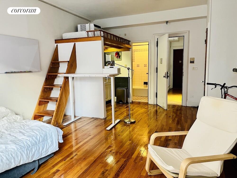 #7 photo, 154A HICKS Street, Brooklyn Heights , NY 11201