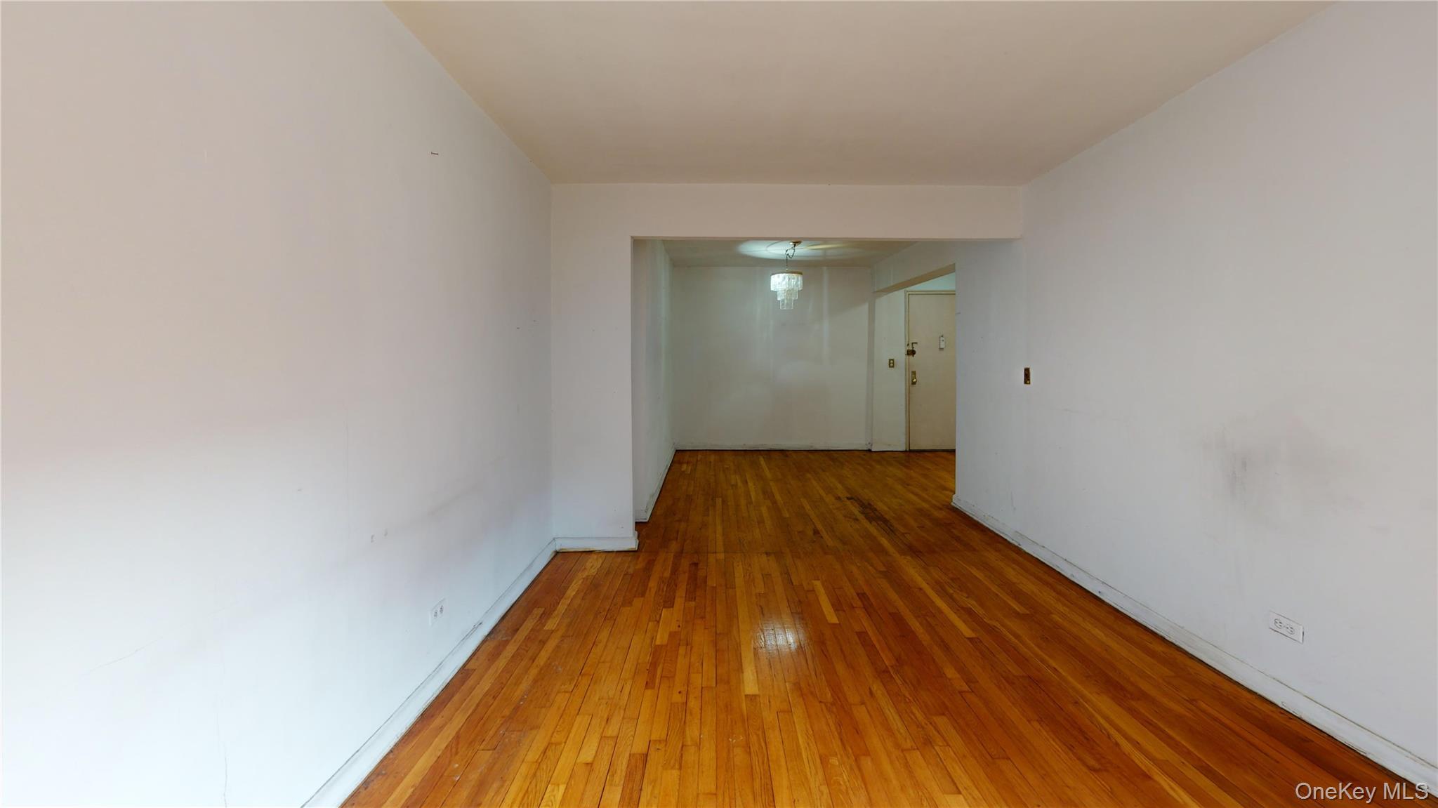 #5 photo, 33-26 92nd Street, Jackson Heights , NY 11372