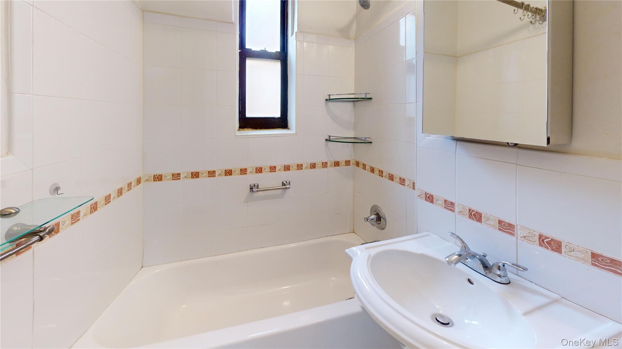 #9 photo, 33-26 92nd Street, Jackson Heights , NY 11372