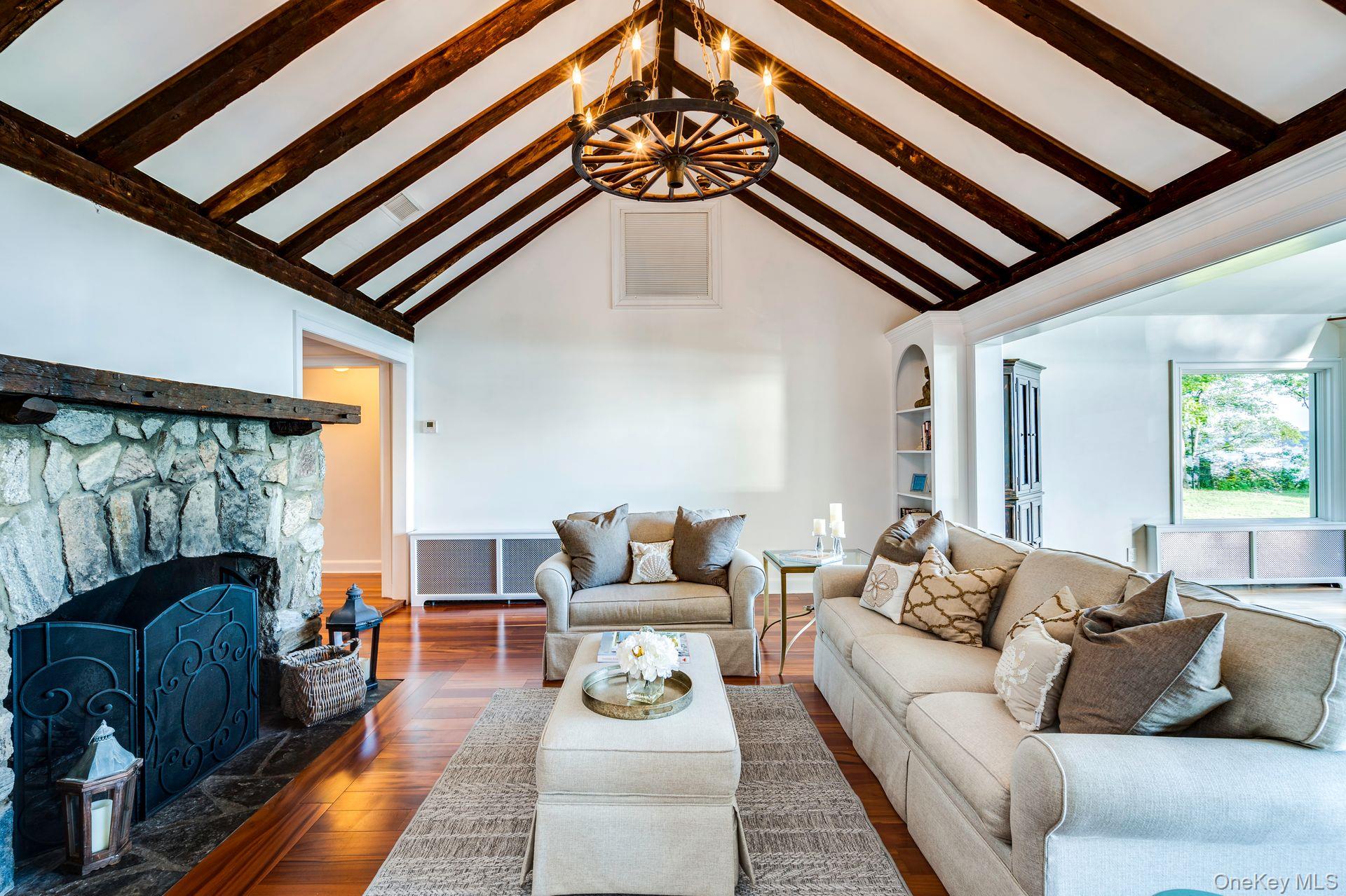 #5 photo, 140 Old Winkle Point Road, Northport , NY 11768