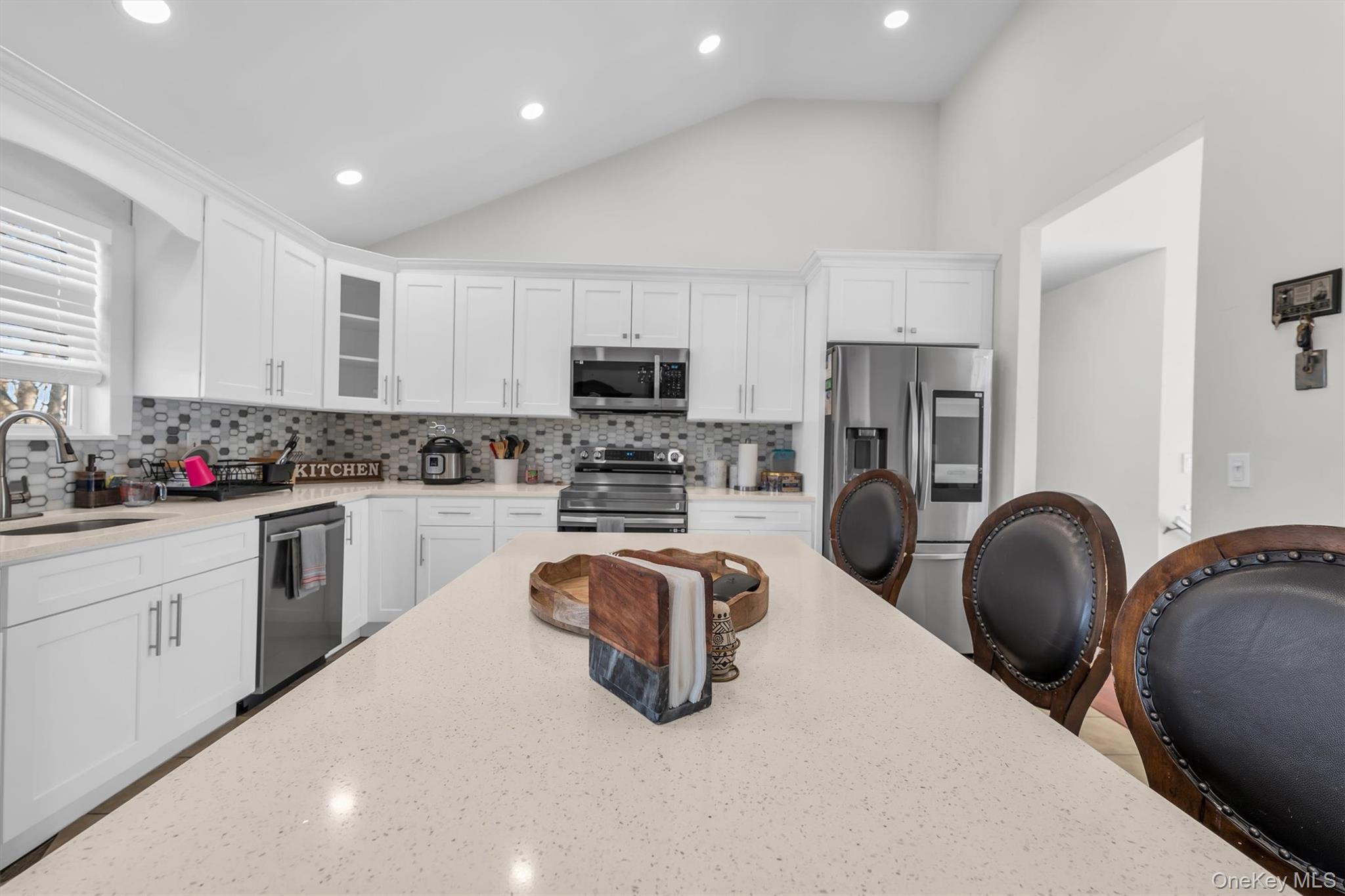 #11 photo, 19 Summit, Farmingville , NY 11738