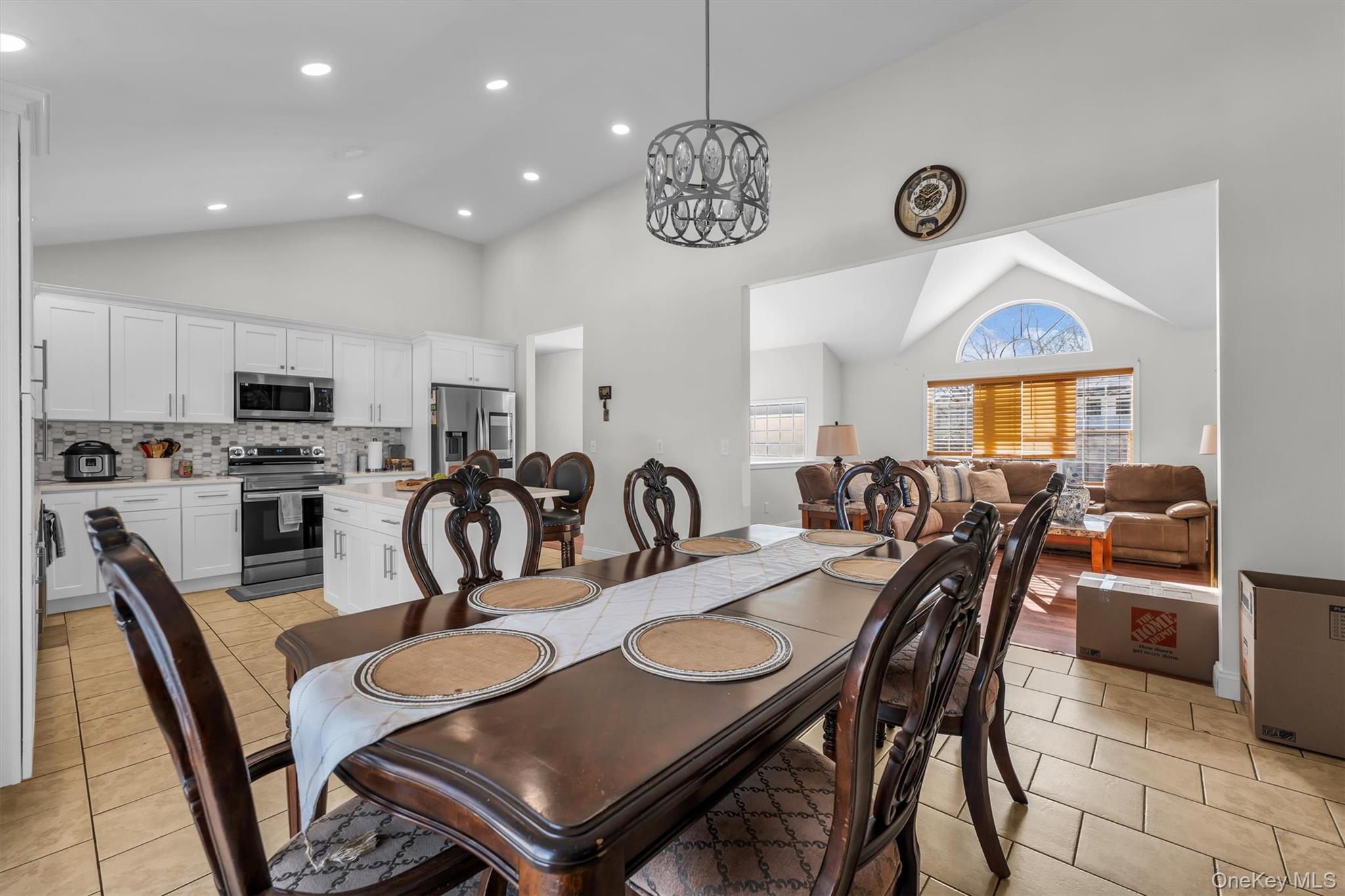 #7 photo, 19 Summit, Farmingville , NY 11738