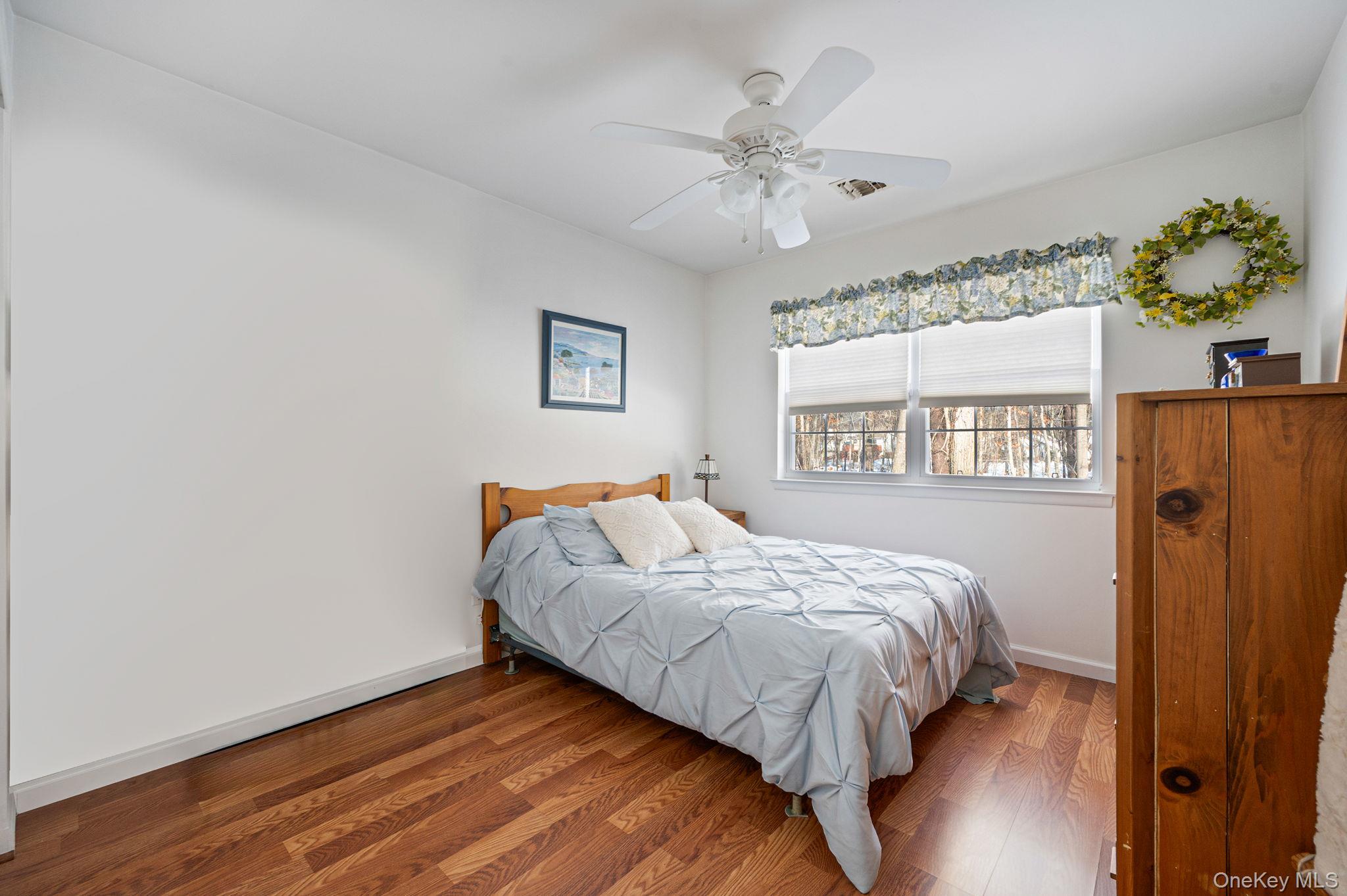 #17 photo, 2 Greenbriar Court, 东长岛 Middle Island , NY 11953