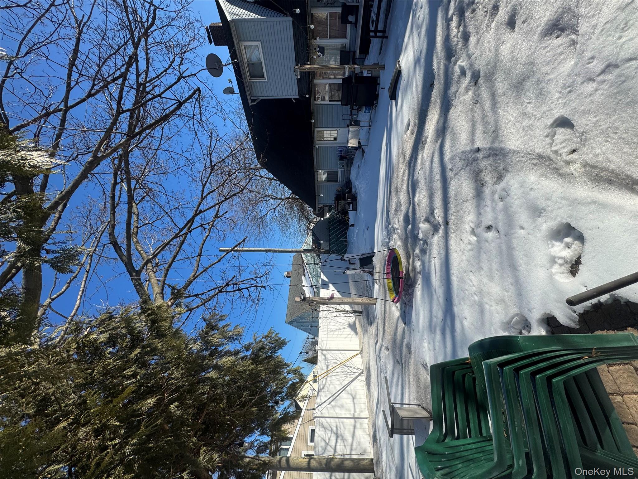 #5 photo, 118 Bucket Lane, Levittown , NY 11756