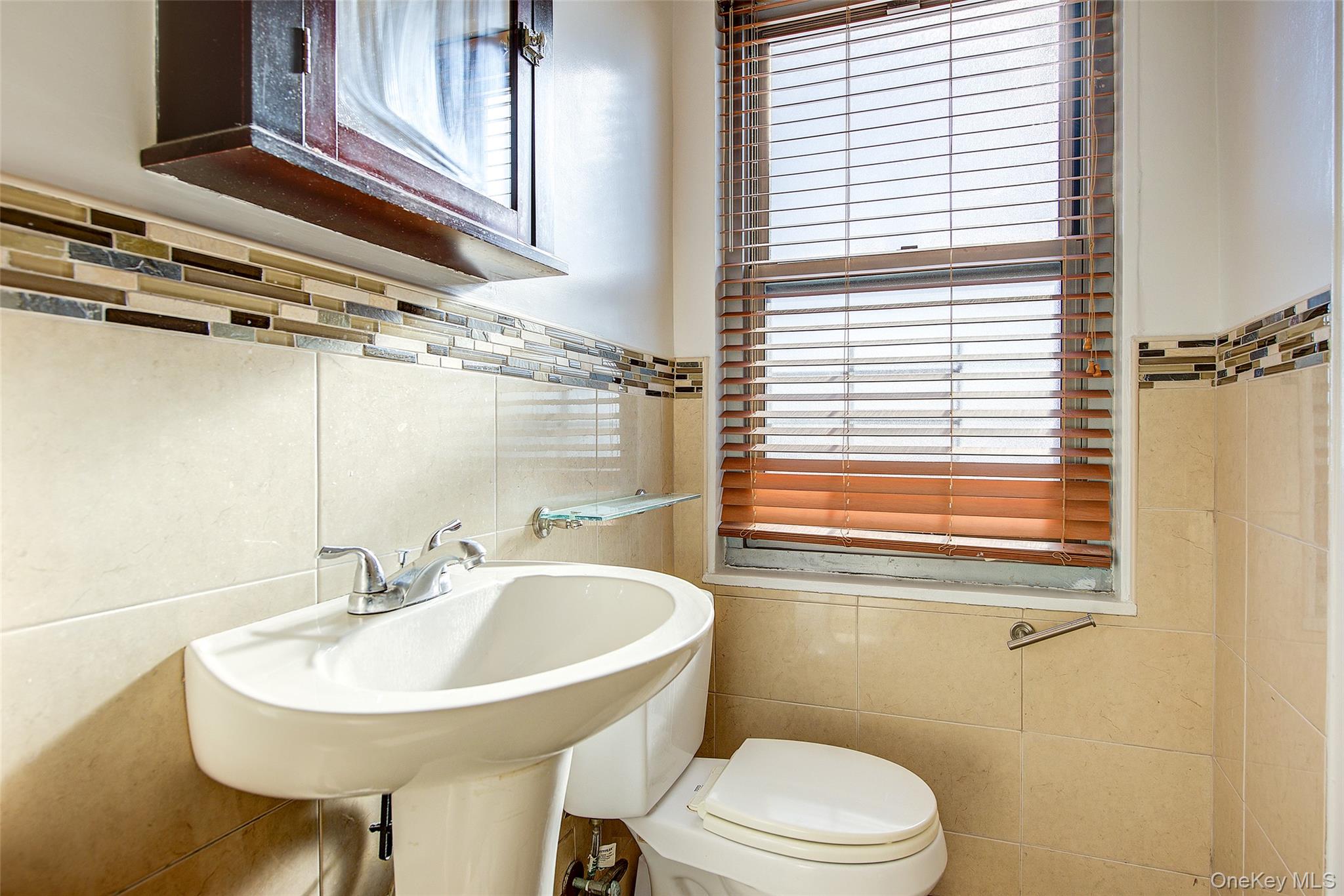 #20 photo, 70-25 Yellowstone Boulevard, 皇后区 森林小丘 Forest Hills , NY 11375