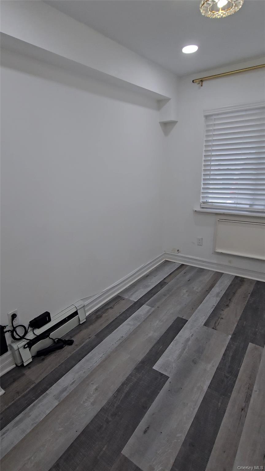 #4 photo, 101-25 111th, Richmond Hill S. , NY 11419