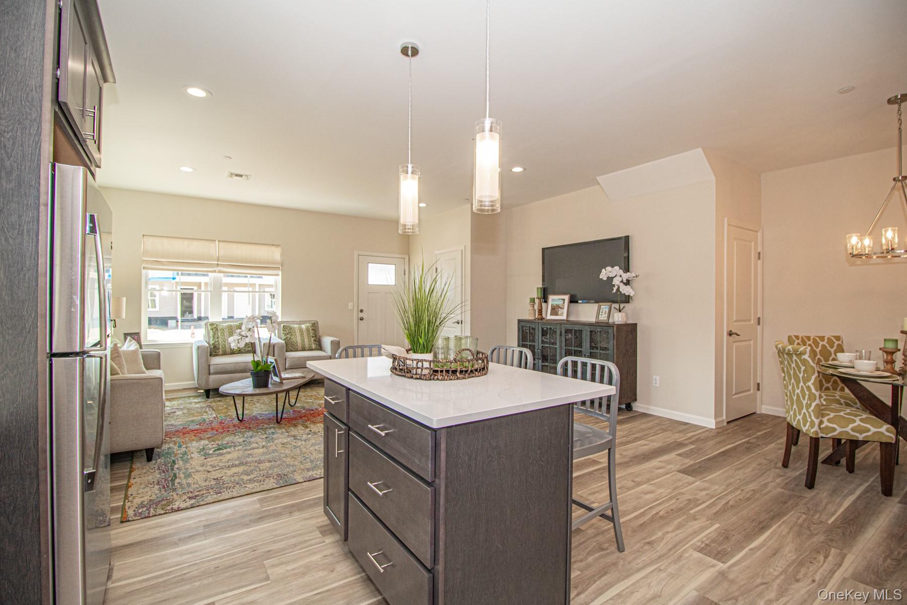 #20 photo, 111 Ashley Court Avenue, North Babylon , NY 11703