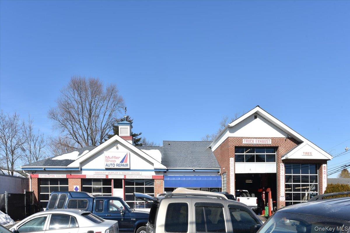 #1 photo, 815 Old Country Road, Westbury , NY 11590