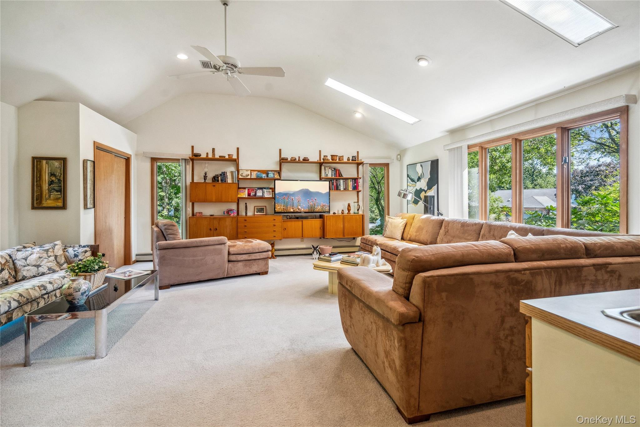 #16 photo, 10 Tradewinds Drive, Bayville , NY 11709