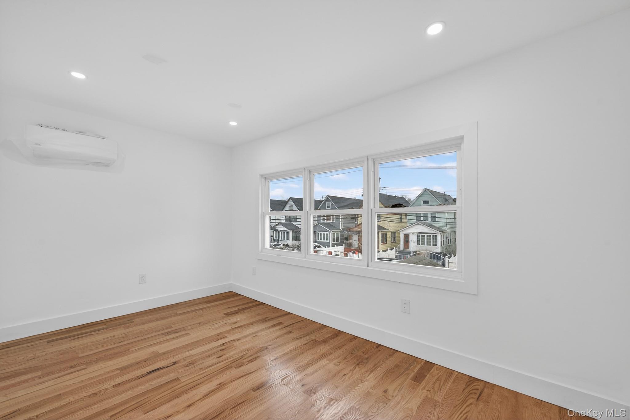 #7 photo, 13205 109th Avenue, South Ozone Park , NY 11420