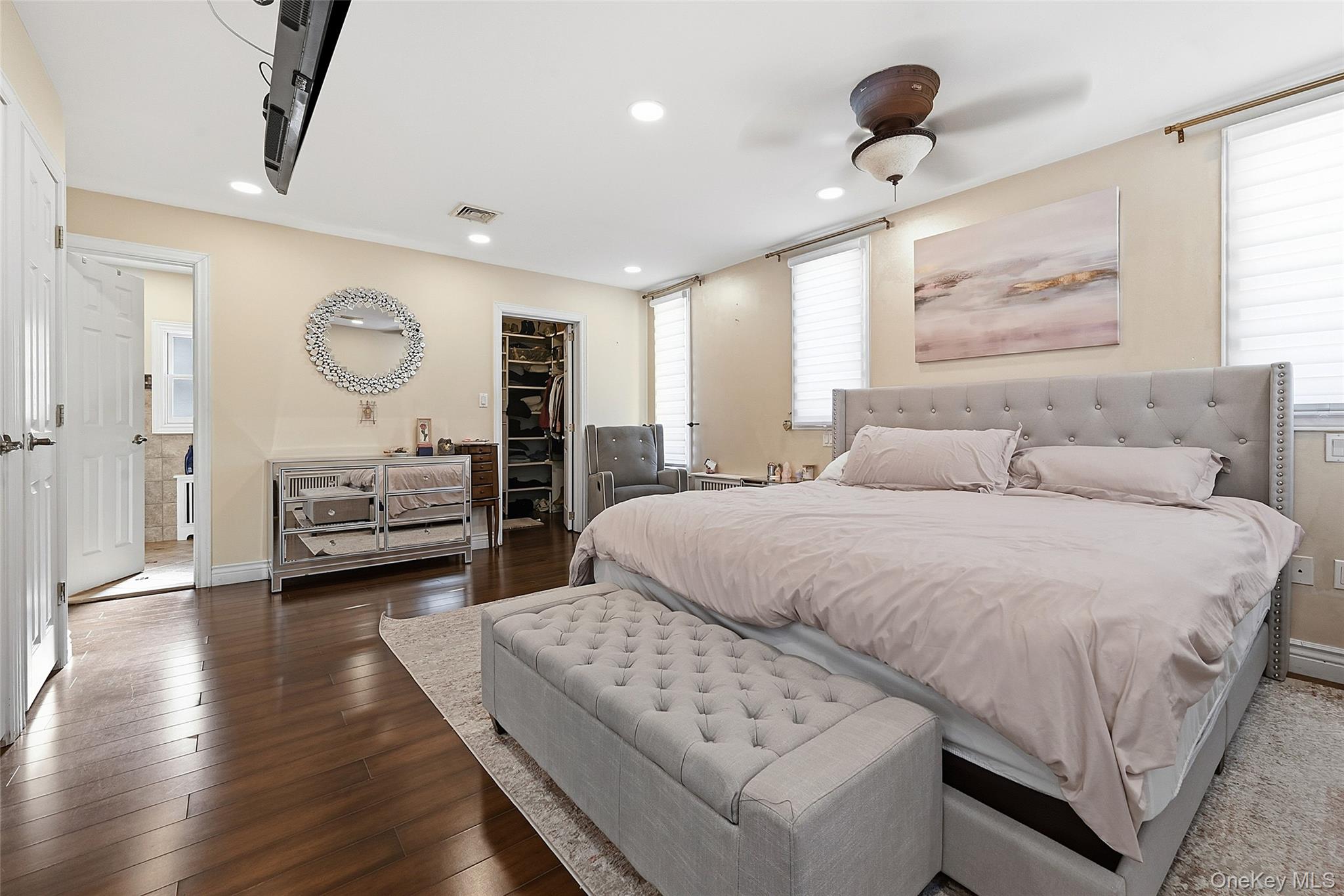 #11 photo, 2310 Bergen Avenue, Brooklyn , NY 11234