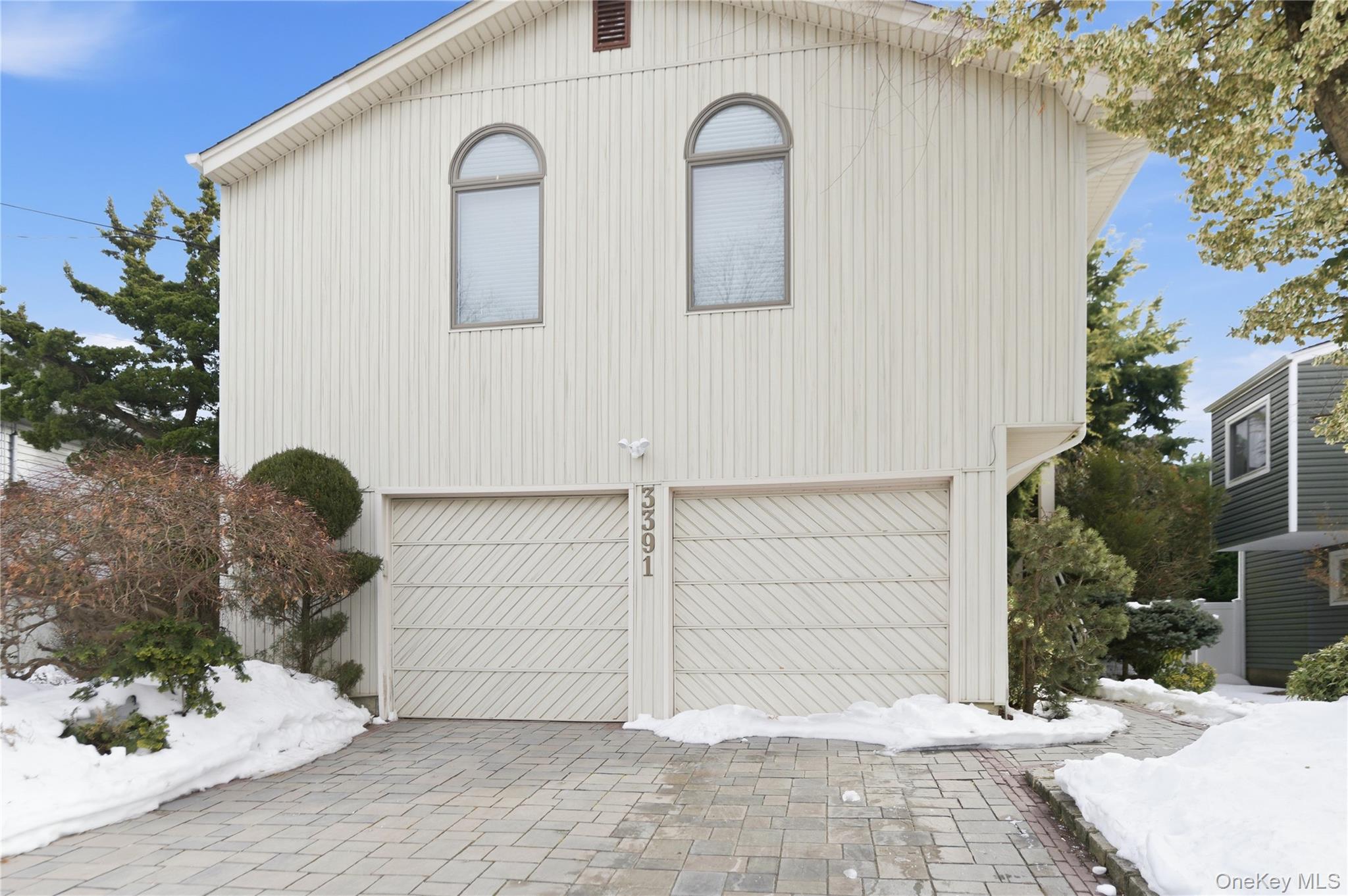 #1 photo, 3391 Lawrence Avenue, Oceanside , NY 11572