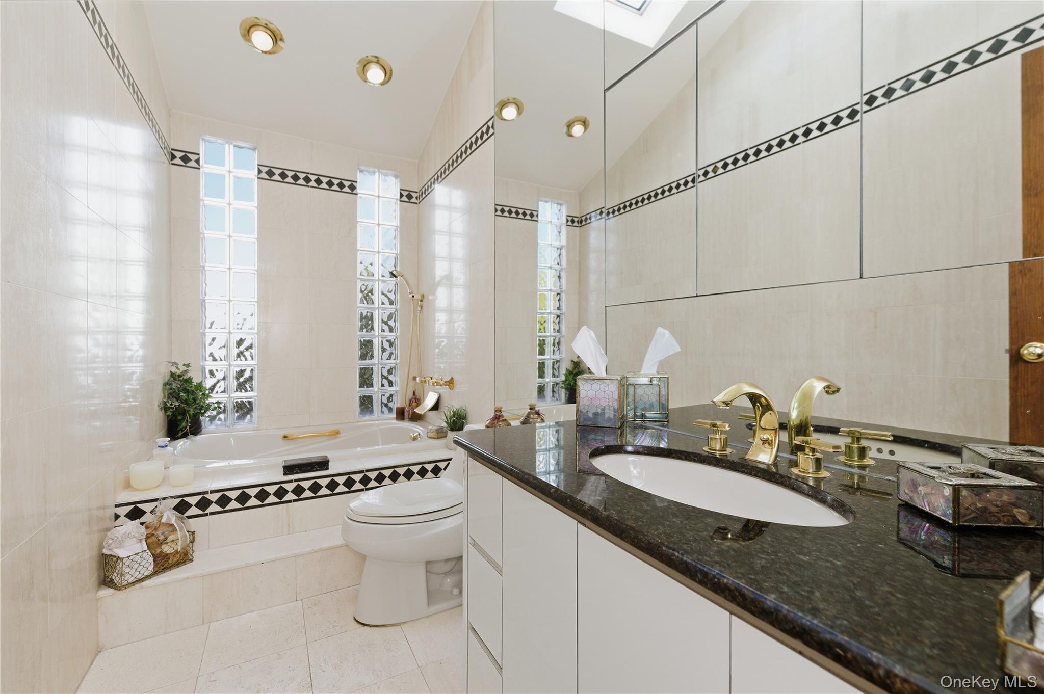 #12 photo, 3391 Lawrence Avenue, Oceanside , NY 11572