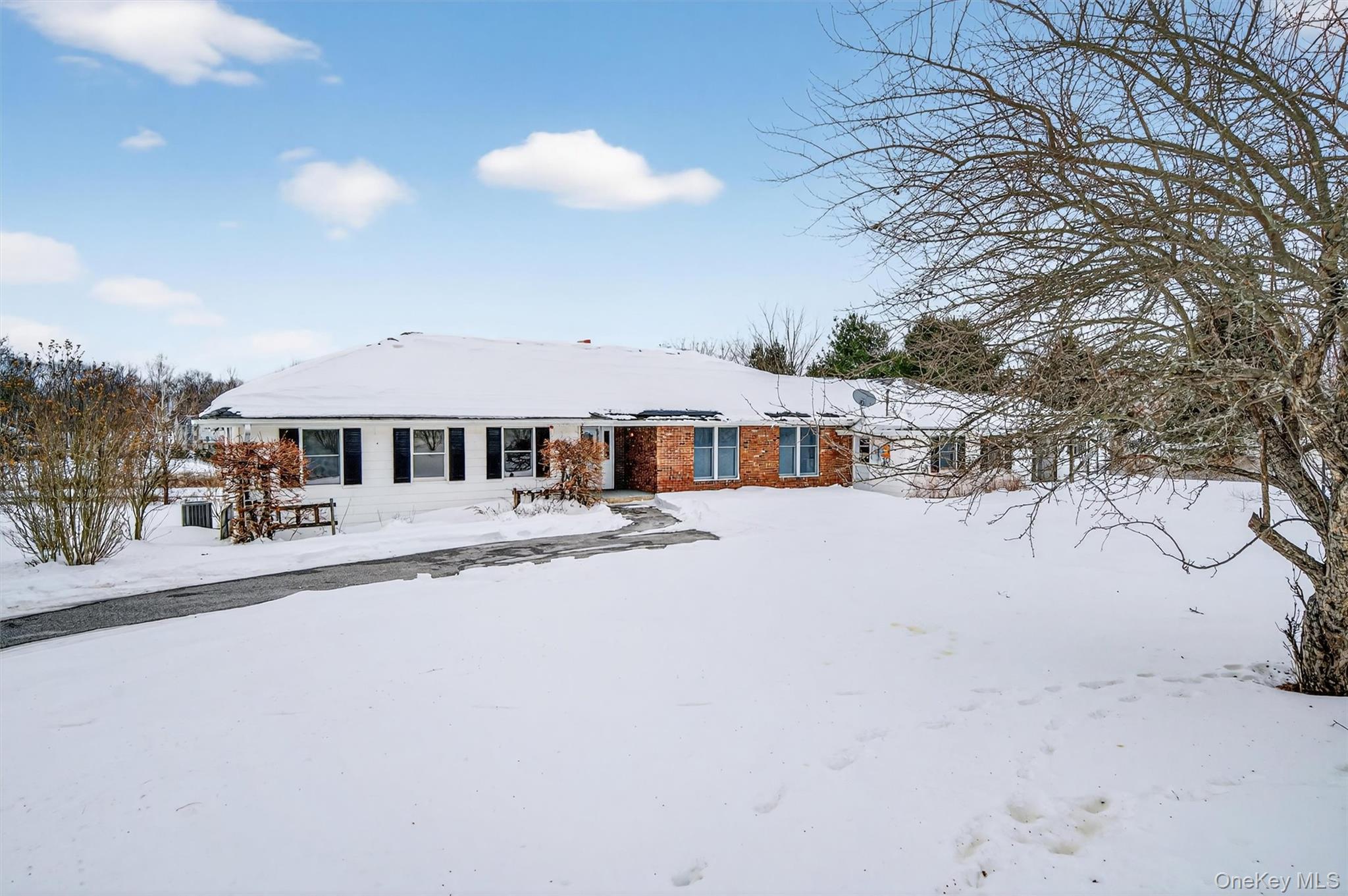 #2 photo, 420 S Plank Road, Westtown , NY 10998