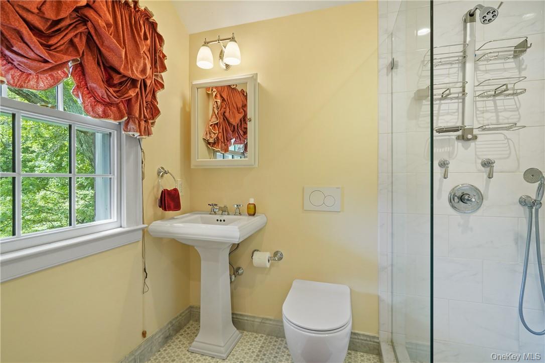 #12 photo, 99 Cantitoe Street, Katonah , NY 10536