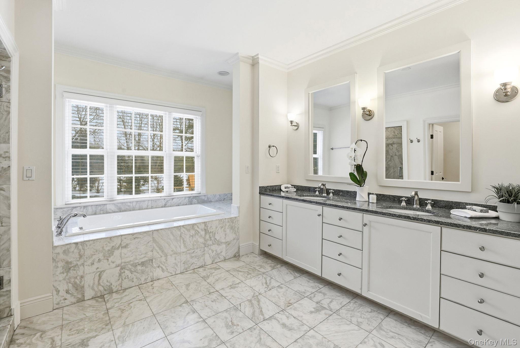 #17 photo, 15 Davis Avenue, Rye , NY 10580