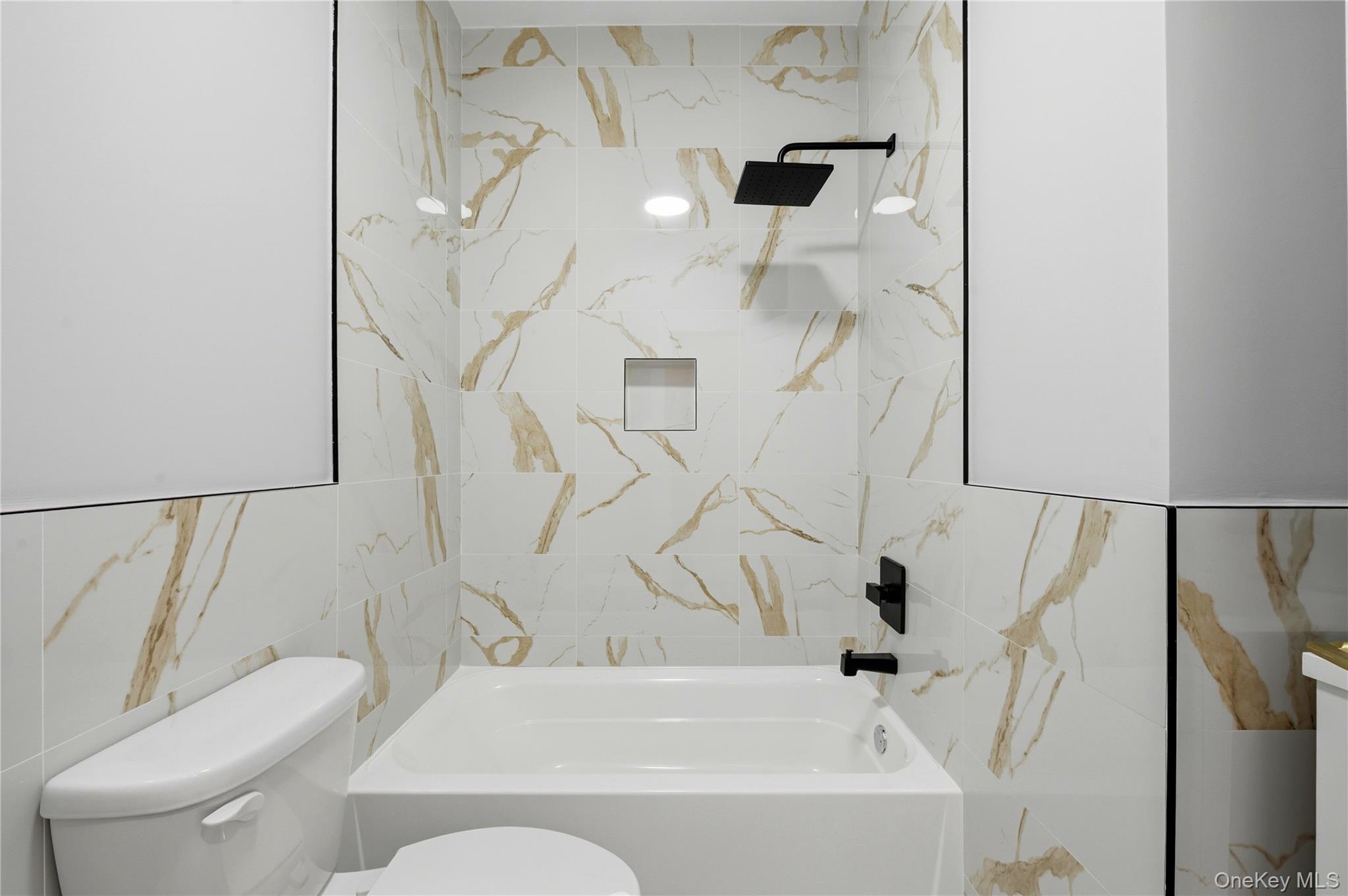 #13 photo, 15 Manchester Road, 뉴욕주 Rock Hill , NY 12775