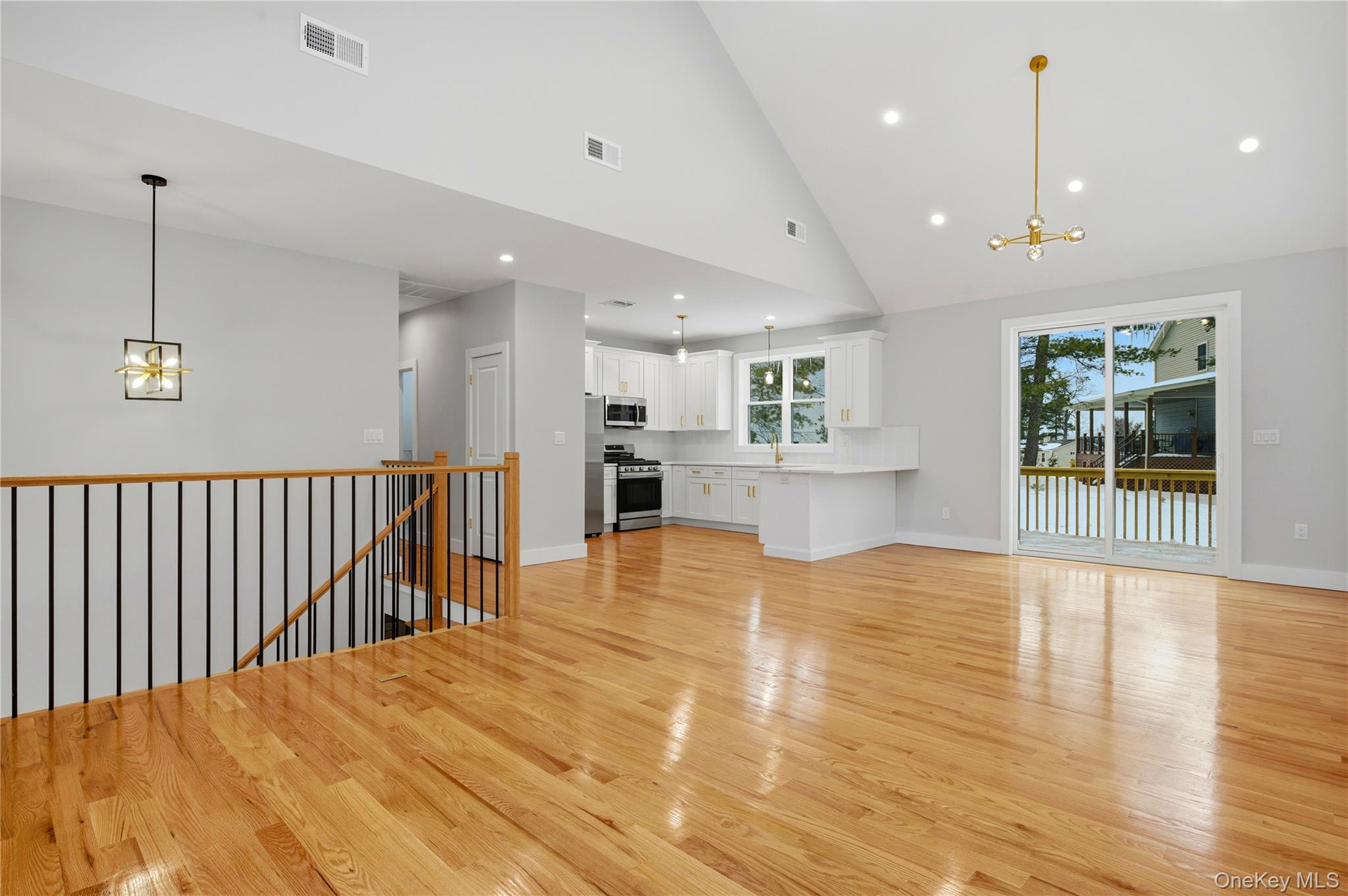 #9 photo, 15 Manchester Road, 뉴욕주 Rock Hill , NY 12775