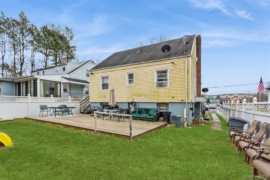 #17 photo, 151 Gertrude Avenue, Mamaroneck , NY 10543