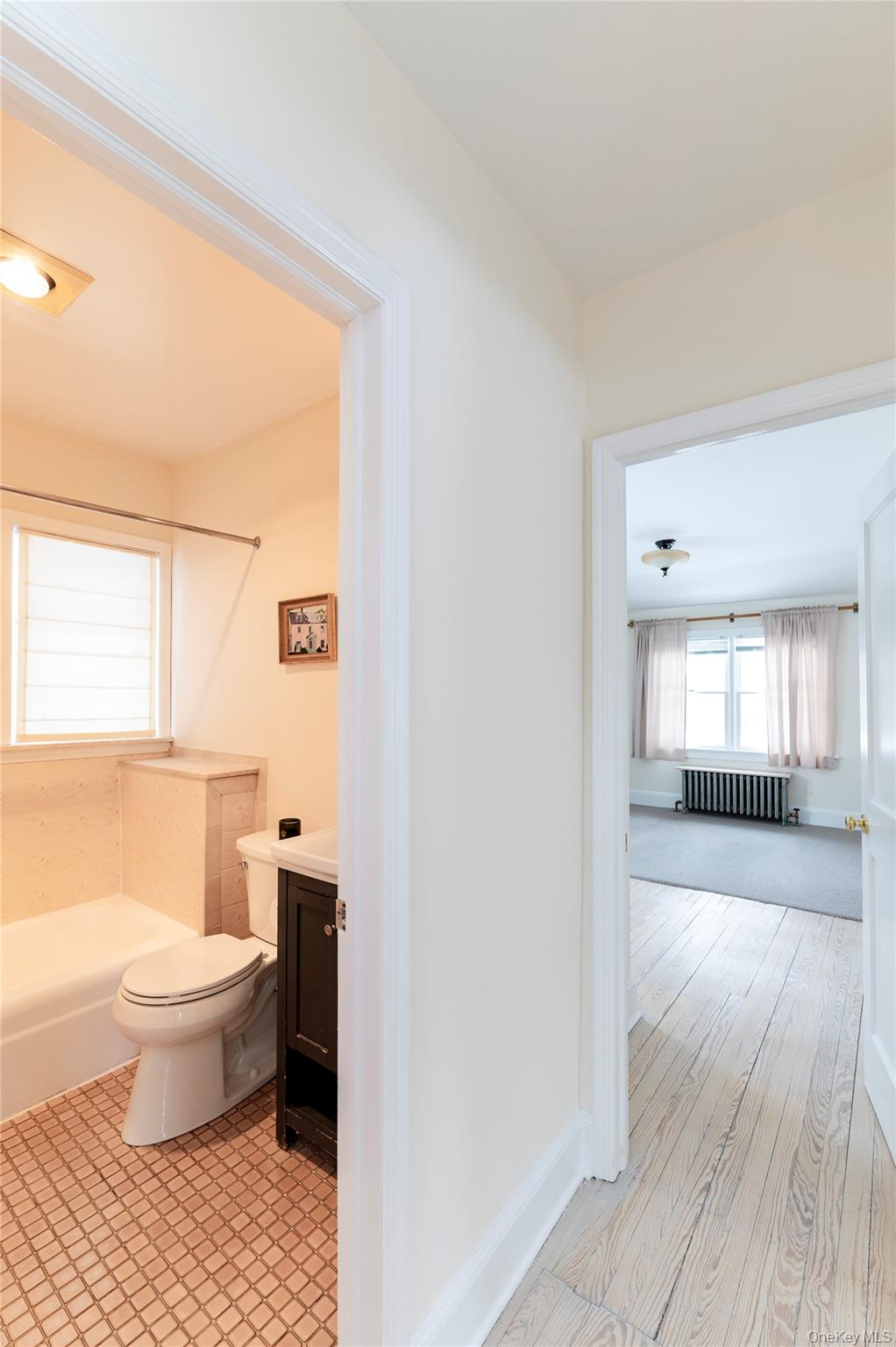 #14 photo, 33 Forest Glen Road, Valley Cottage , NY 10989