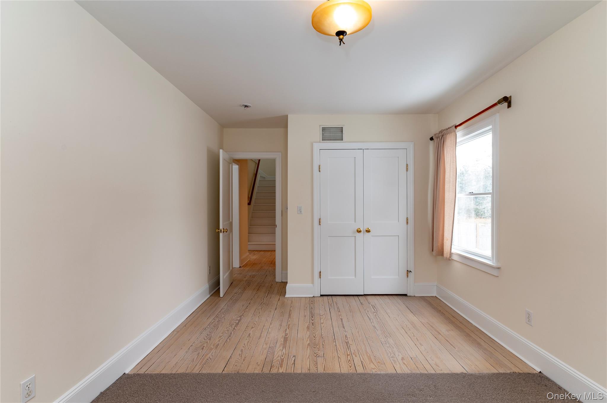 #17 photo, 33 Forest Glen Road, Valley Cottage , NY 10989