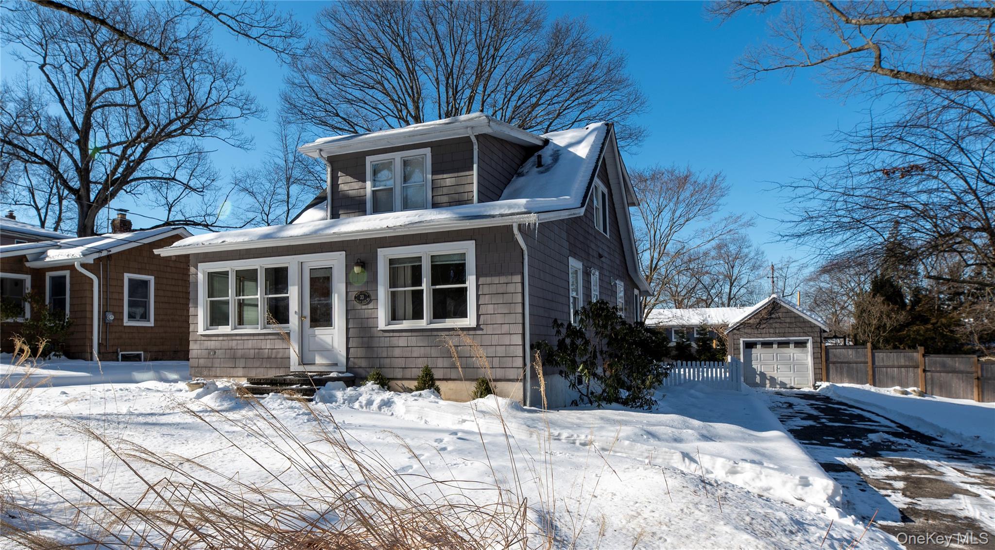 #3 photo, 33 Forest Glen Road, Valley Cottage , NY 10989