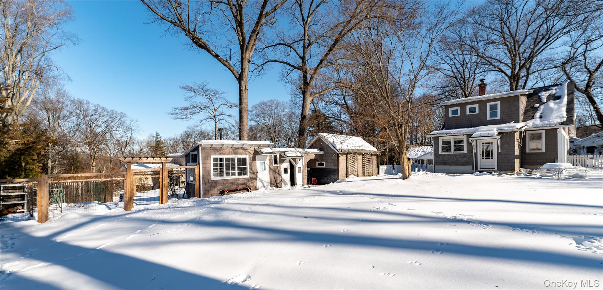 #4 photo, 33 Forest Glen Road, Valley Cottage , NY 10989