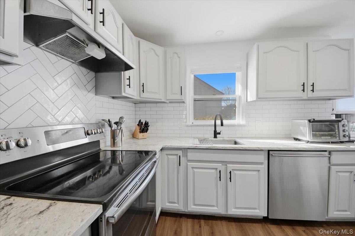 #13 photo, 180 Heritage Hills, Somers , NY 10589