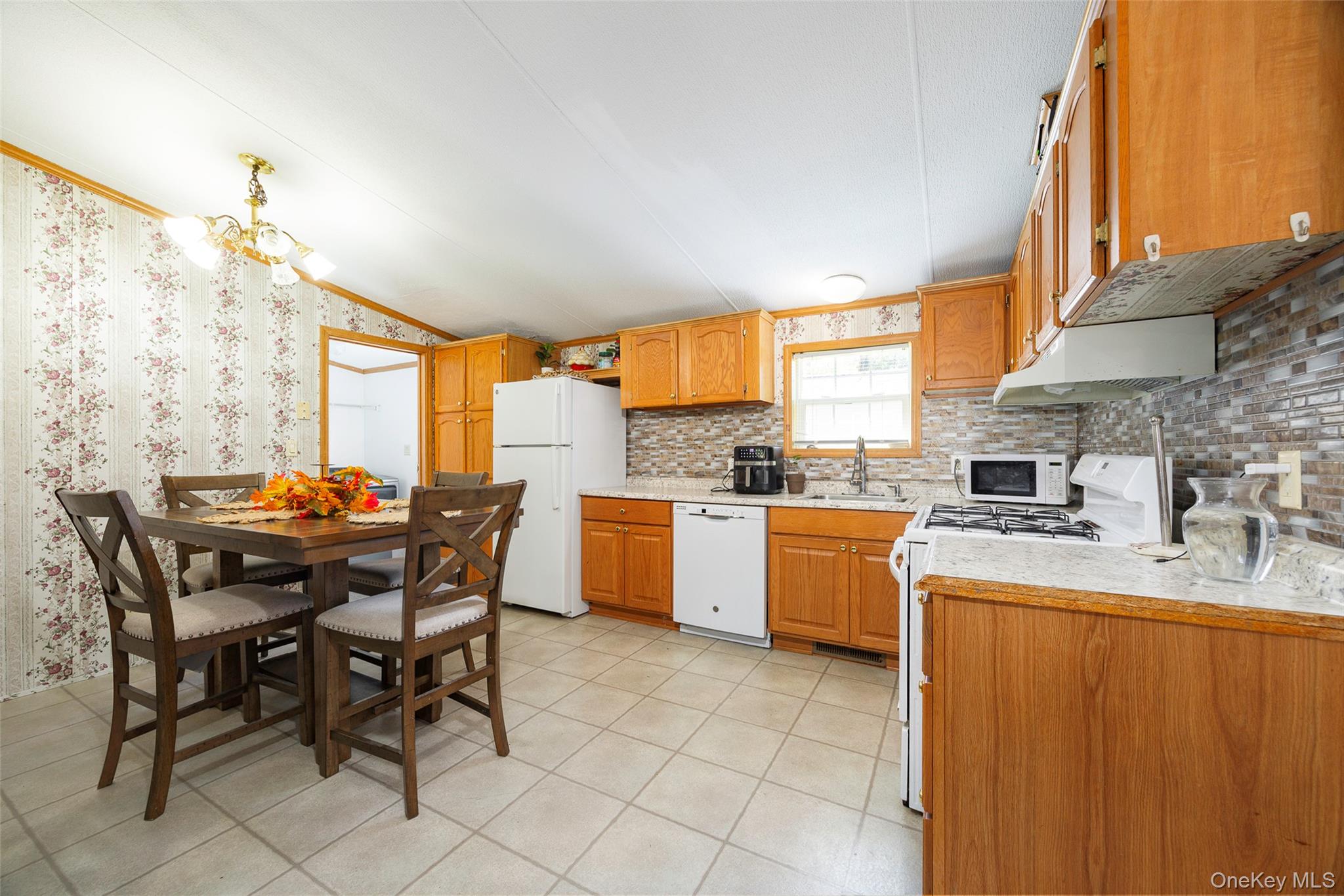 #6 photo, 42 Feller Court, Lagrangeville , NY 12603