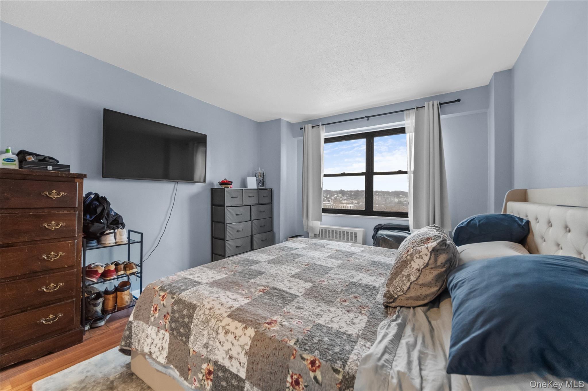 #11 photo, 155 Ferris Avenue, White Plains , NY 10603