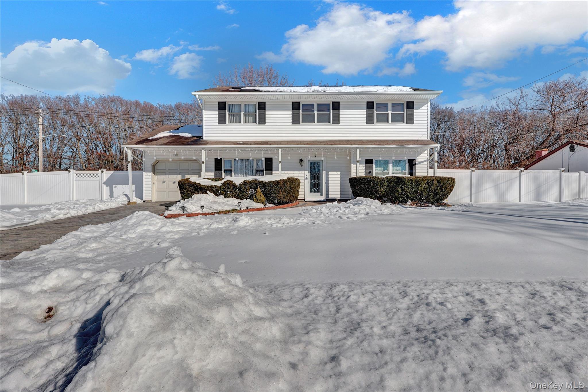 #3 photo, 47 Bellwood Avenue, South Setauket , NY 11720