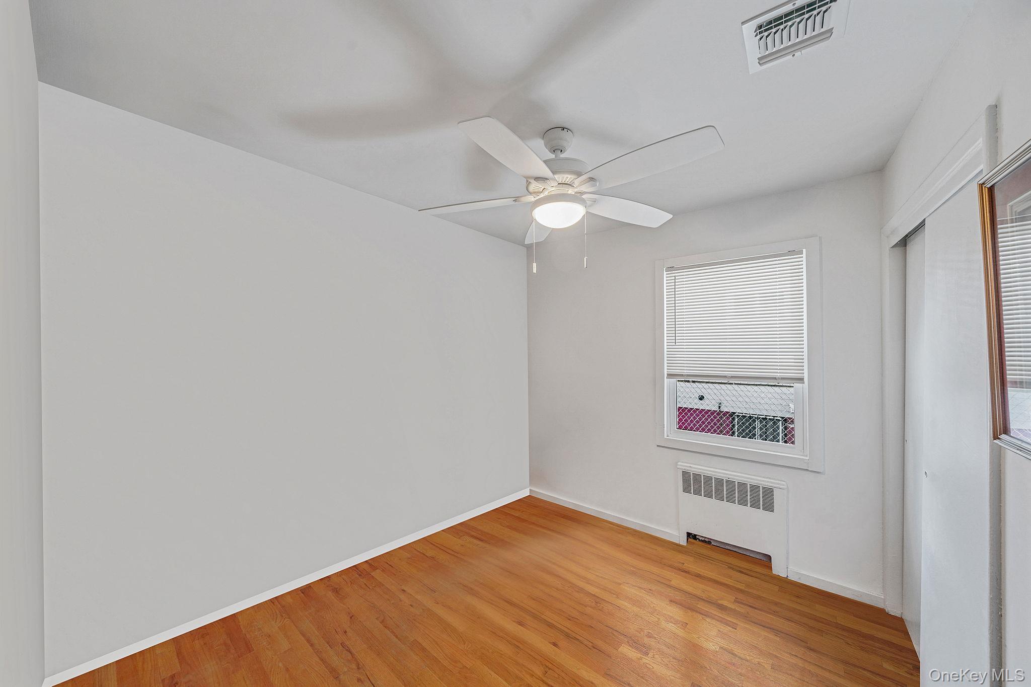 #9 photo, 221 Amsterdam Avenue, West Babylon , NY 11704