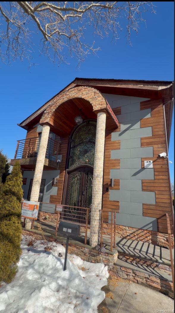 #1 photo, 5027 175th Street, Fresh Meadows , NY 11365