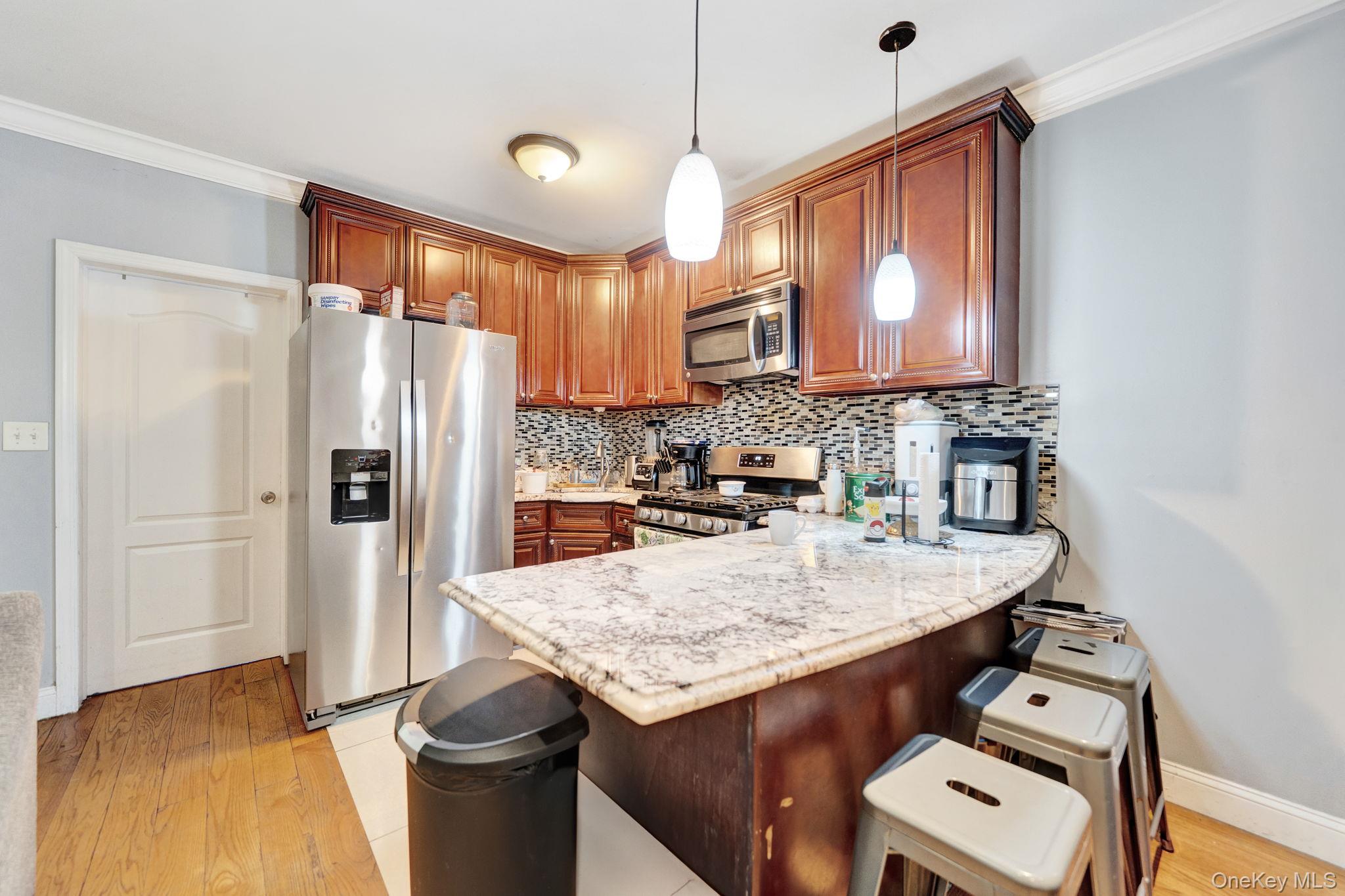 #6 photo, 296 Arlington Avenue, Brooklyn , NY 11208