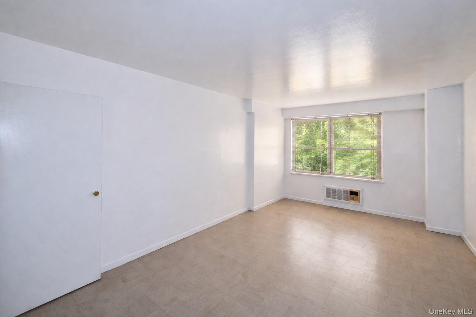 #6 photo, 12399 Flatlands Avenue, Brooklyn , NY 11207