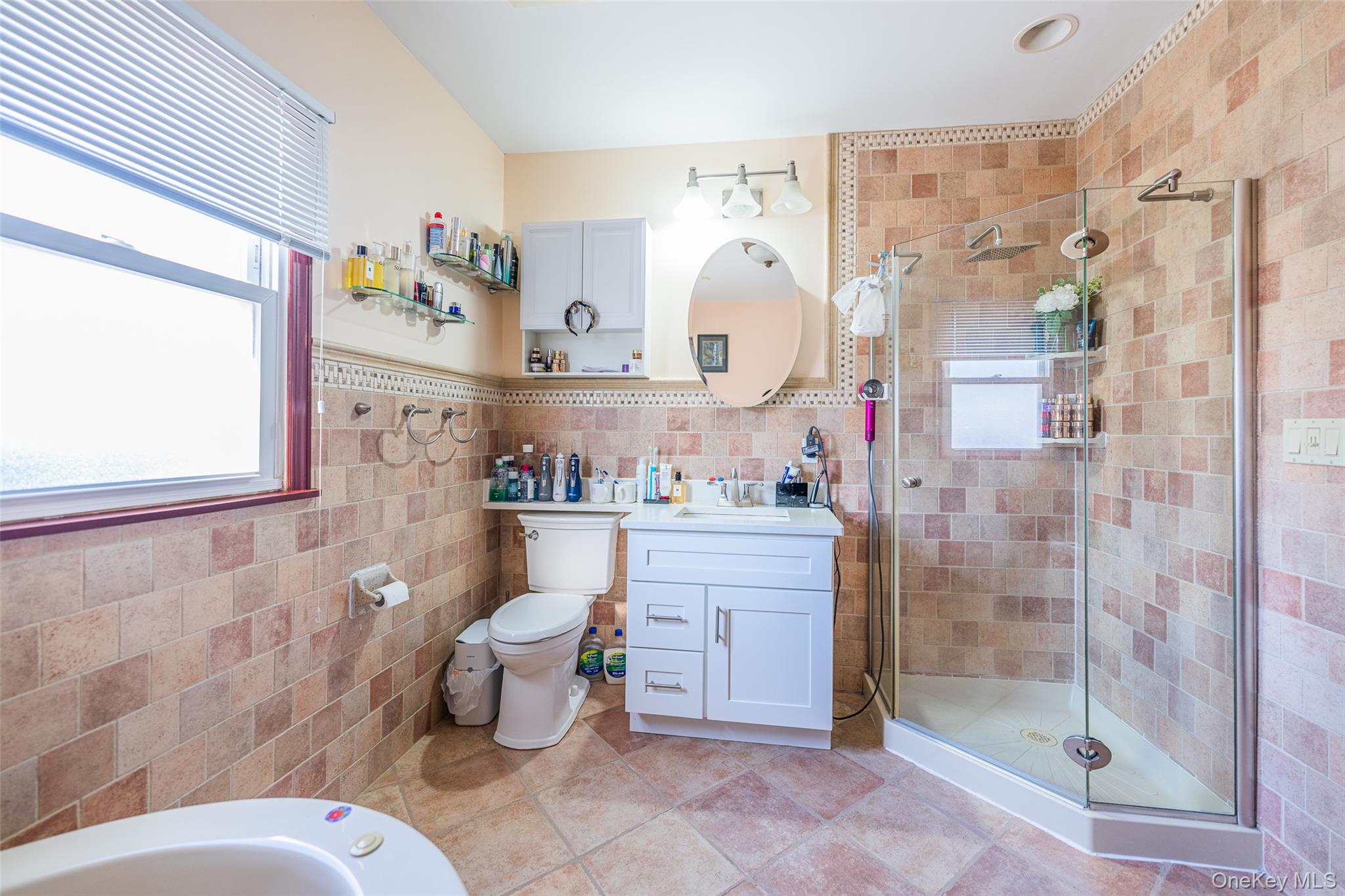 #17 photo, 17528 Underhill Avenue, 皇后区 Fresh Meadows , NY 11365