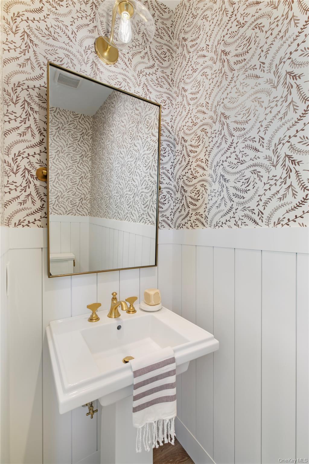 #9 photo, 3 Juniper Lane, Yaphank , NY 11980