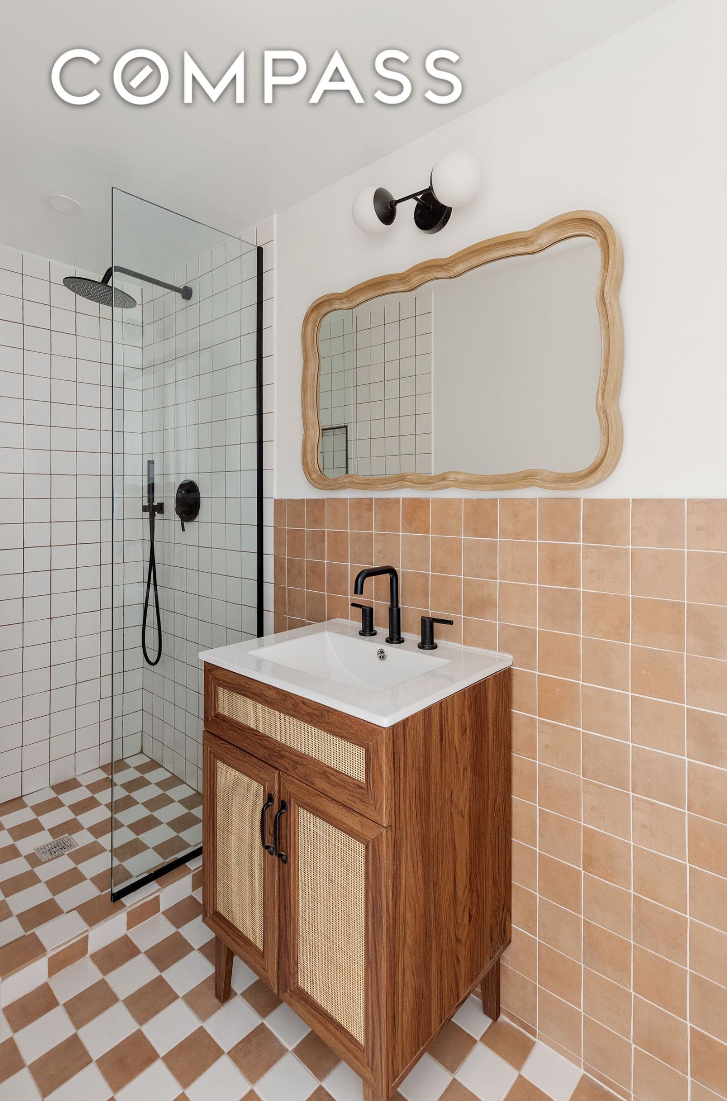 #8 photo, 228 W 16th Street, Chelsea , NY 10011