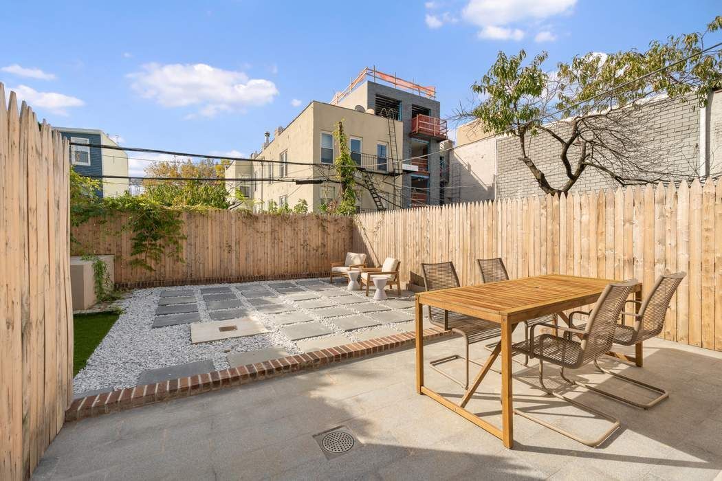 #17 photo, 216 20th Street, Greenwood Heights , NY 11232