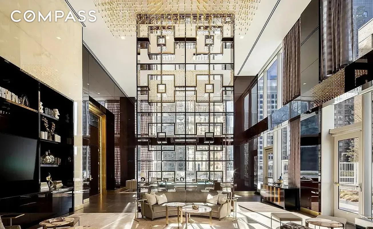 #17 photo, 217 W 57th Street, Midtown , NY 10019