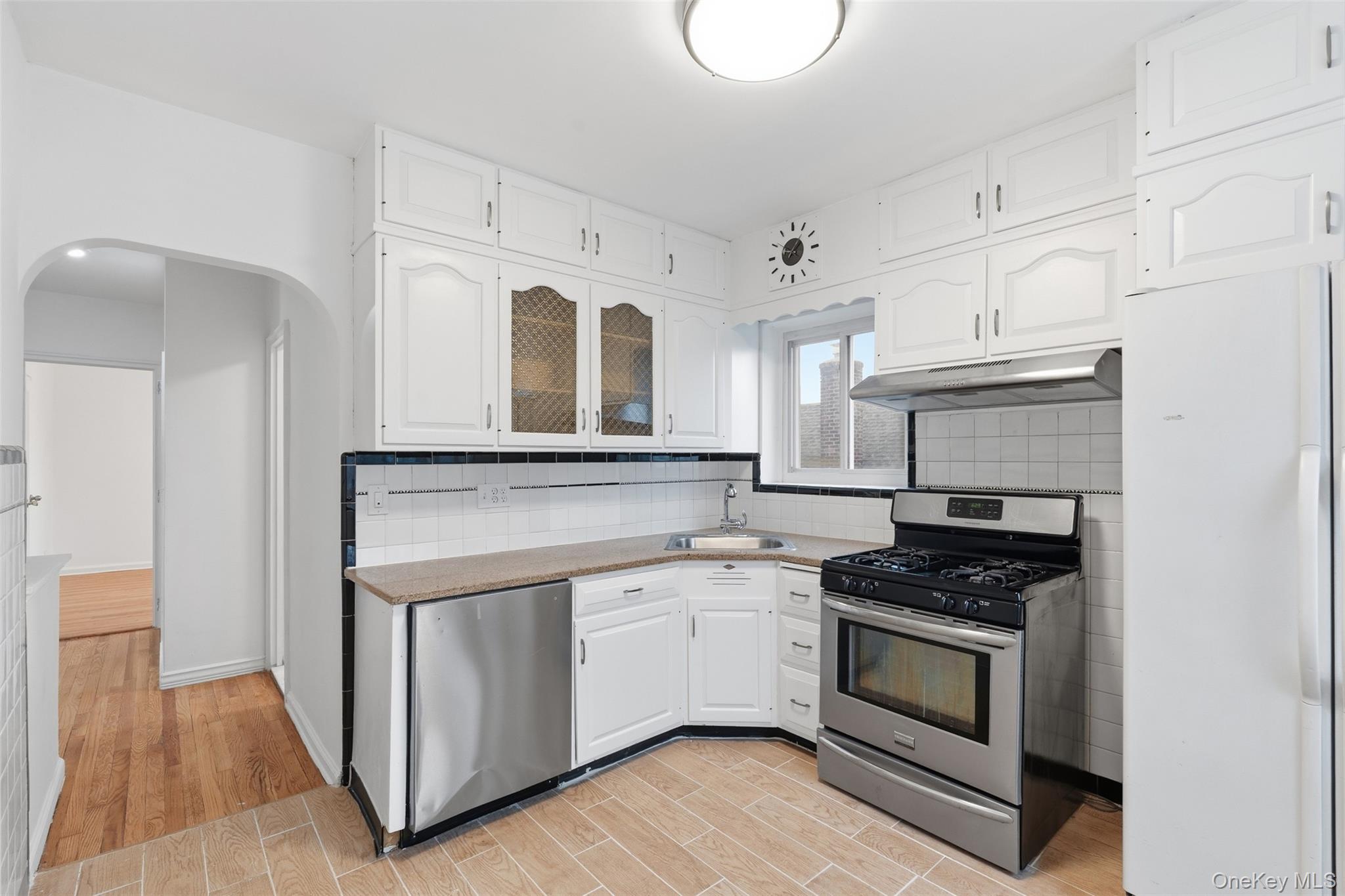 #14 photo, 2322 Pearsall Avenue, Bronx , NY 10469